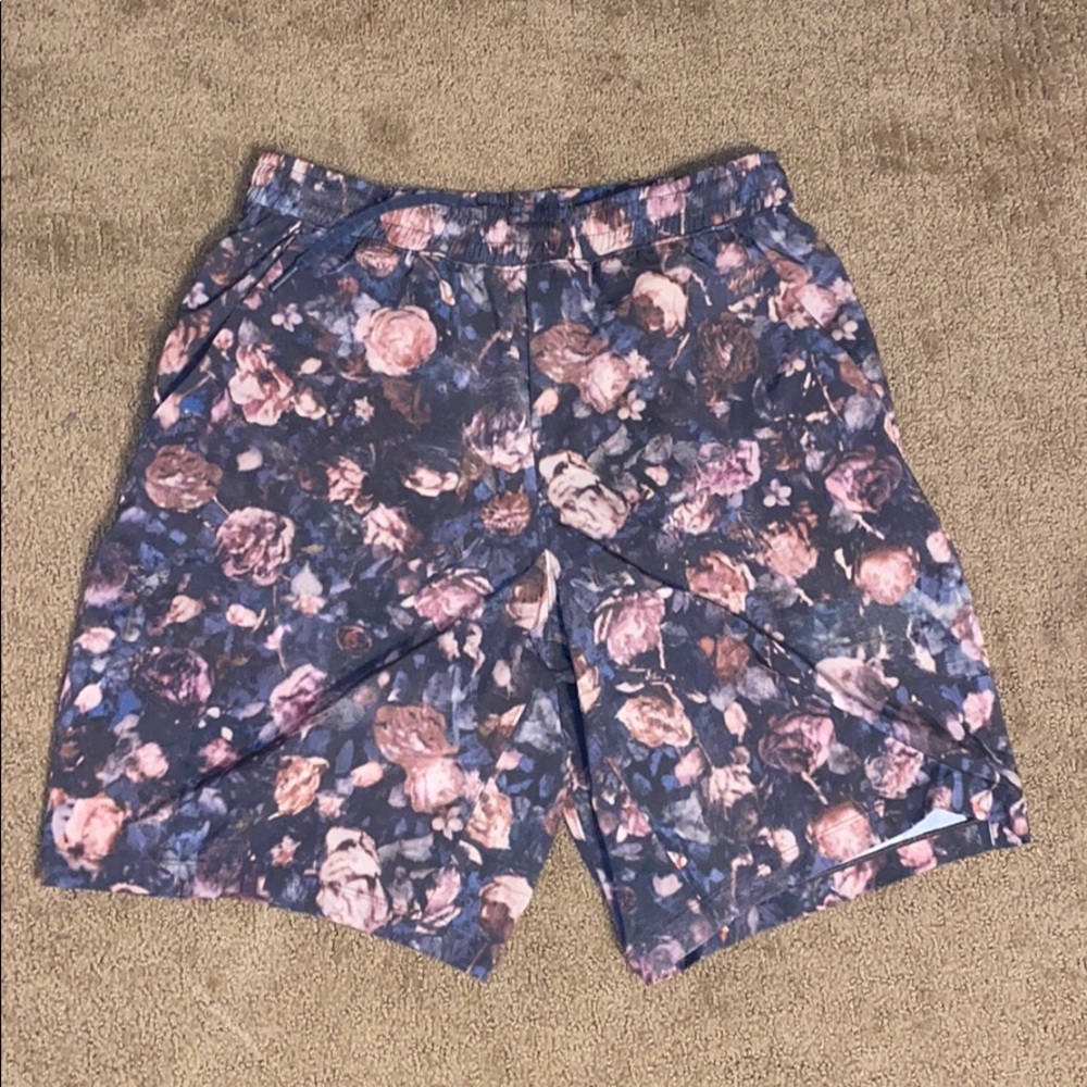 Lulu lemon shorts